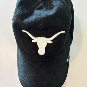 47 Black Women’s University of Texas logo hat